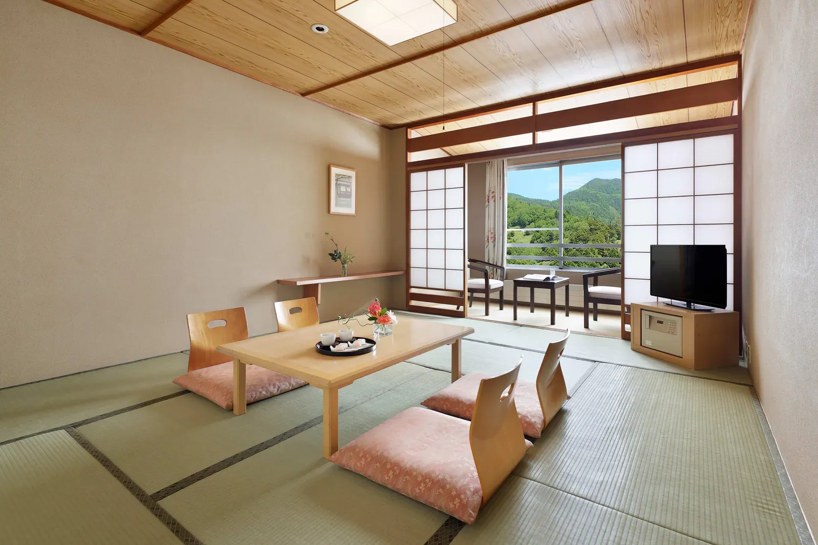 Japanese-style tatami room